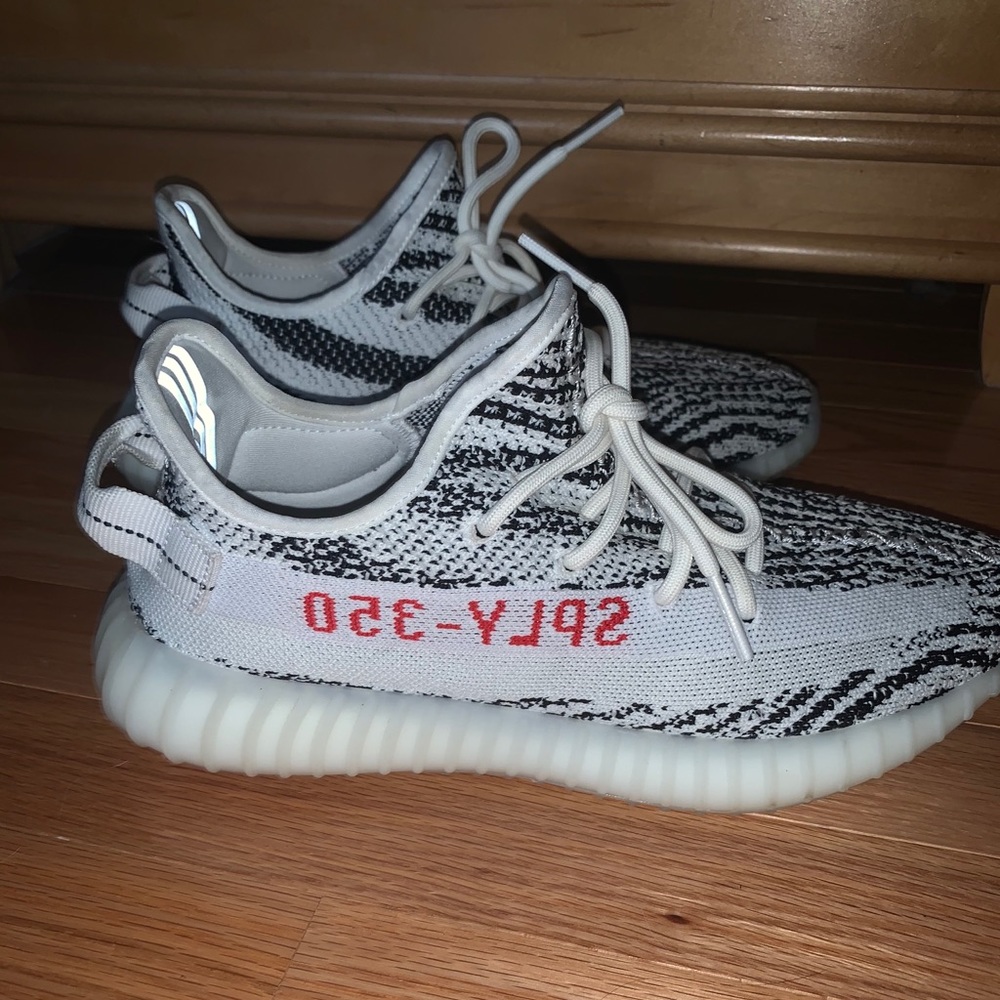 Yeezy 350 boost Zebras 9.5